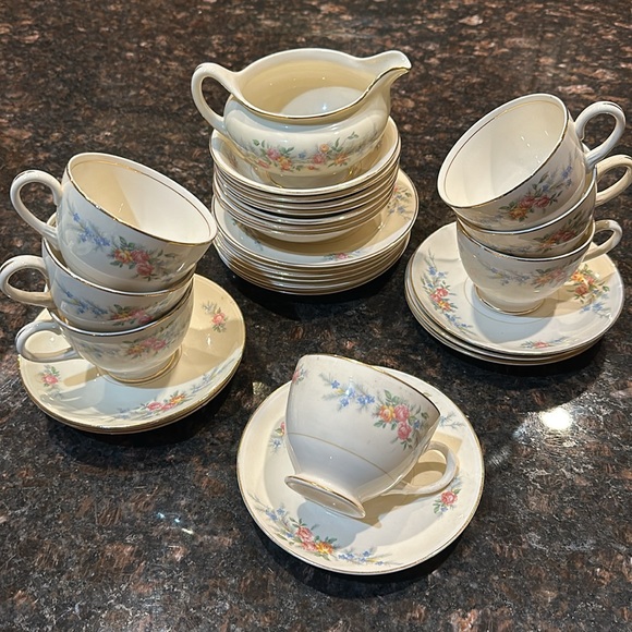 Eggshell Nautilus China by Homer Laughlin 29 items, vintage 1930’s, made in USA - Picture 9 of 9